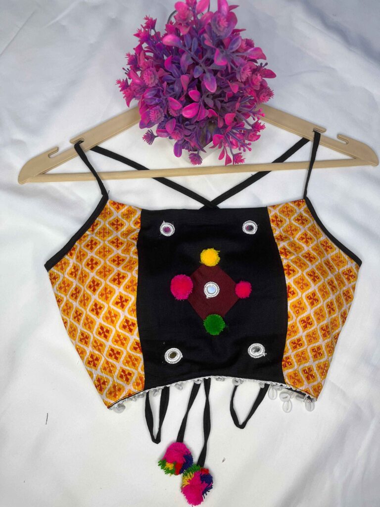 Must-Have Navratri Cholis: Trendy Designs & Fast Delivery. Grab 15% Off!